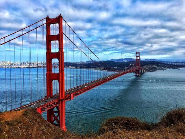 The Most Terrifying Bridge In The World, Where Most People Dare Not Easily Drive Over It, But Instead 